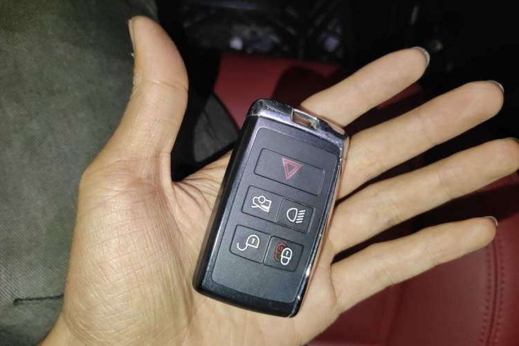 Used Jaguar XEL 2020 2.0T 200 PS R-DYNAMIC S Advanced Sport Edition Vehicle Key