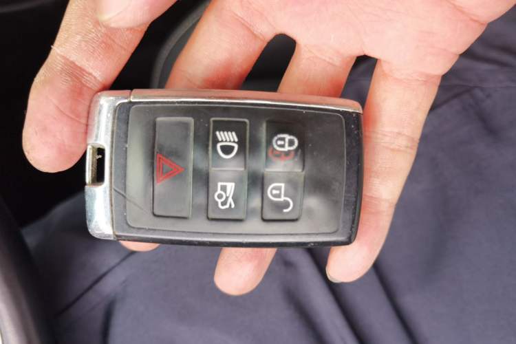 Used Jaguar XEL 2020 2.0T 200PS R-DYNAMIC Youth Sports Edition Vehicle Key