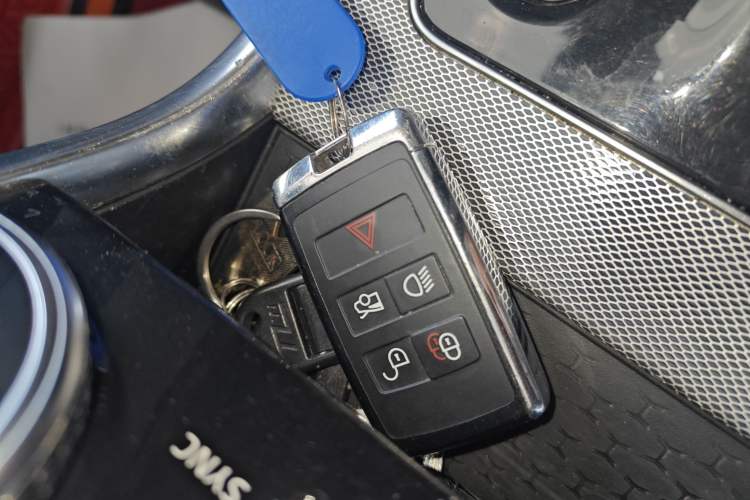 Used Jaguar XEL 2020 2.0T 200PS R-DYNAMIC Youth Sports Edition Vehicle Key
