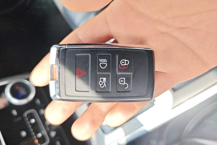 Used Jaguar XEL 2020 2.0T 200PS R-DYNAMIC Youth Sports Edition Vehicle Key