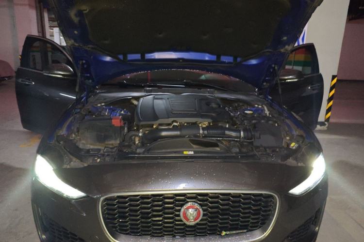 Used Jaguar XEL 2020 2.0T 200PS R-DYNAMIC Youth Sports Edition Engine Bay
