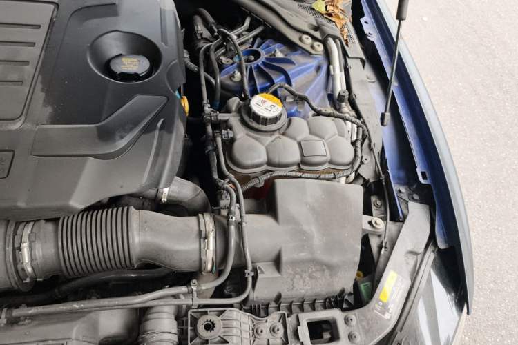 Used Jaguar XEL 2020 2.0T 200 PS R-DYNAMIC S Advanced Sport Edition Engine Bay Left