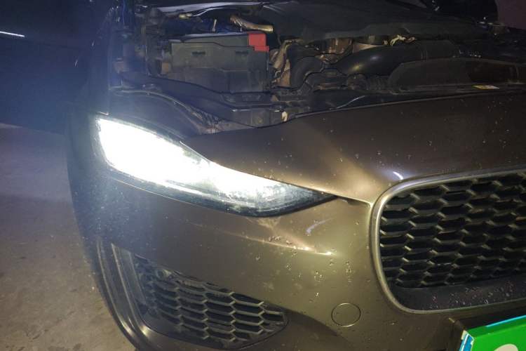 Used Jaguar XEL 2020 2.0T 200PS R-DYNAMIC Youth Sports Edition Engine Bay Right
