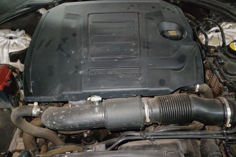 Used Jaguar XEL 2020 2.0T 200 PS R-DYNAMIC S Advanced Sport Edition Engine Bay