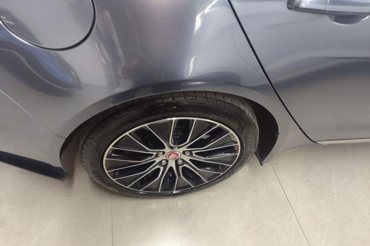 Used Jaguar XEL 2020 2.0T 200 PS S Advanced Elegance Edition Exterior 8