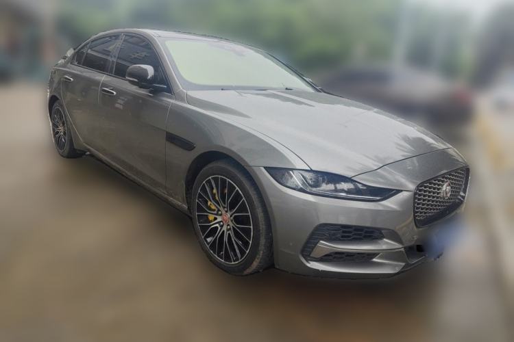 Used Jaguar XEL 2020 2.0T 200 PS S Advanced Elegance Edition Front Right 45 Deg