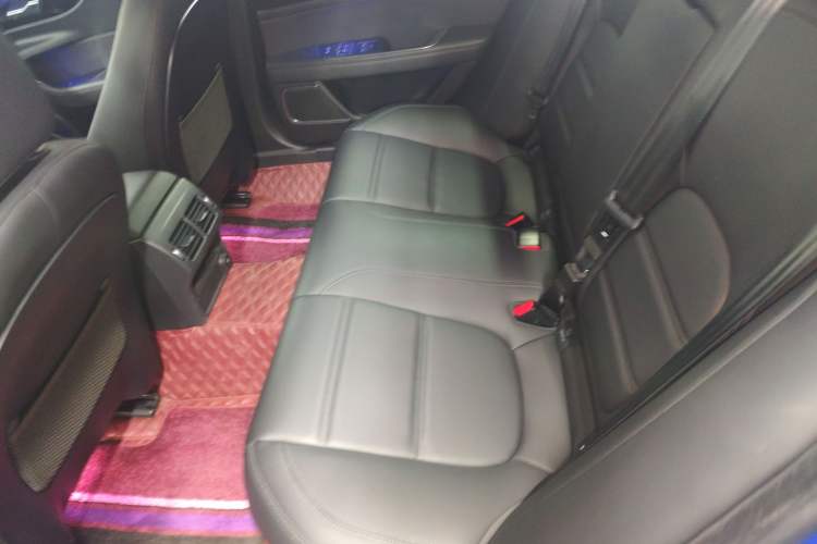 Used Jaguar XEL 2020 2.0T 200 PS S Advanced Elegance Edition Interior 4