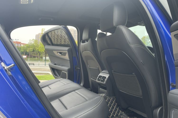Used Jaguar XEL 2020 2.0T 200PS R-DYNAMIC Youth Sports Edition Left Rear Seat