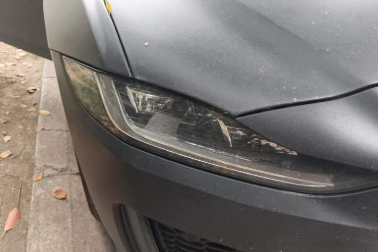 Used Jaguar XEL 2020 2.0T 200 PS R-DYNAMIC S Advanced Sport Edition Right Front Headlight