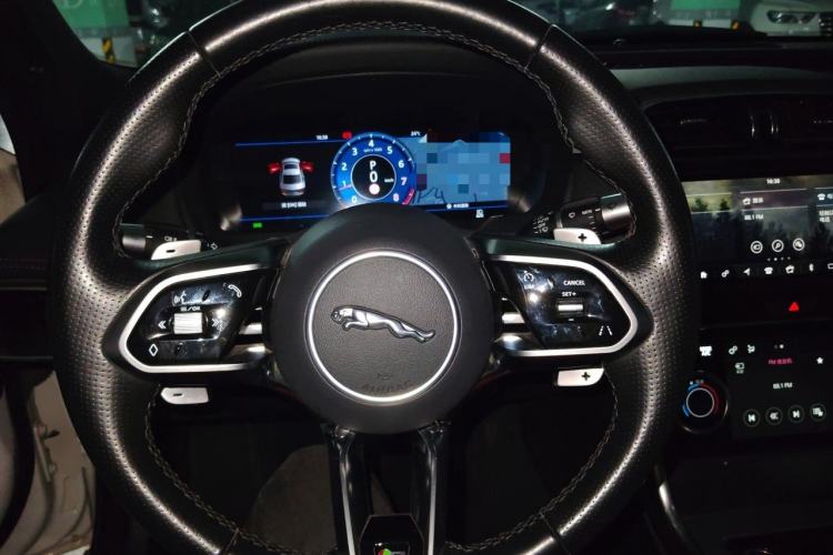 Used Jaguar XEL 2020 2.0T 200 PS R-DYNAMIC S Advanced Sport Edition Steering Wheel