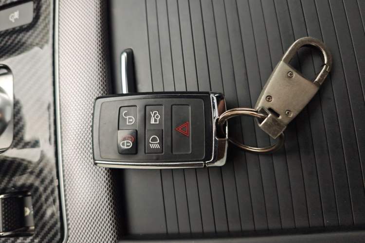 Used Jaguar XEL 2020 2.0T 200PS R-DYNAMIC Youth Sports Edition Vehicle Key
