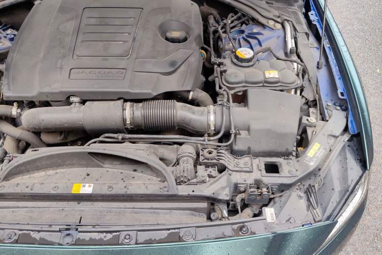 Used Jaguar XEL 2020 2.0T 200 PS R-DYNAMIC S Advanced Sport Edition Engine Bay Left