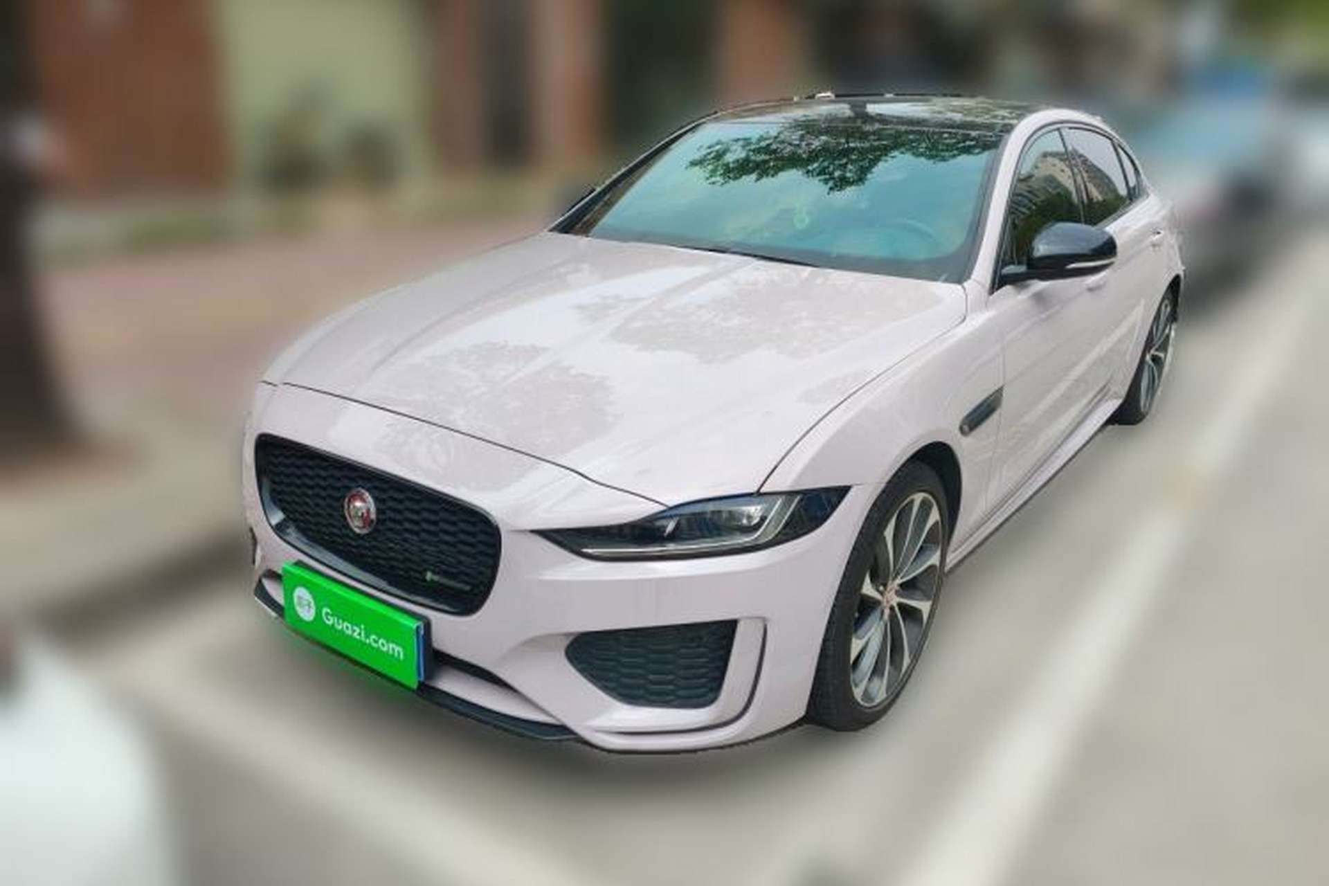 Used Jaguar XEL 2020 2.0T 200PS R-DYNAMIC Youth Sports Edition Front Left 45 Deg