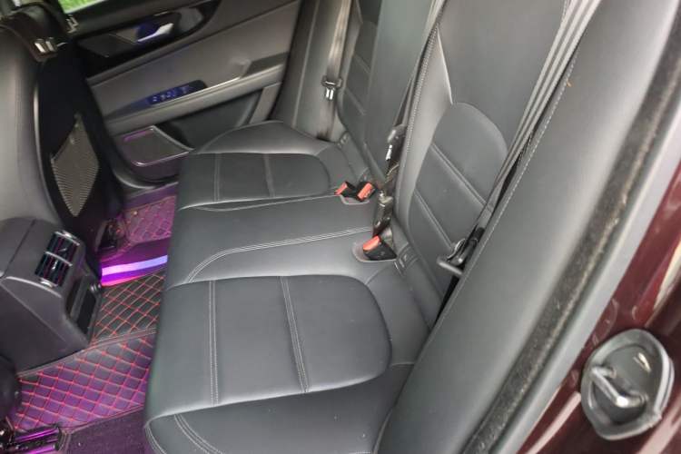 Used Jaguar XEL 2020 2.0T 200 PS S Advanced Elegance Edition Left Rear Seat