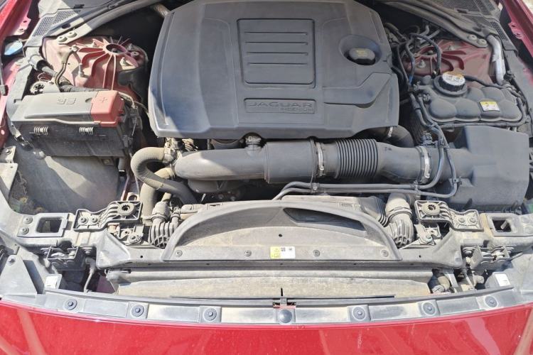Used Jaguar XEL 2020 2.0T 200PS R-DYNAMIC Youth Sports Edition Engine Bay