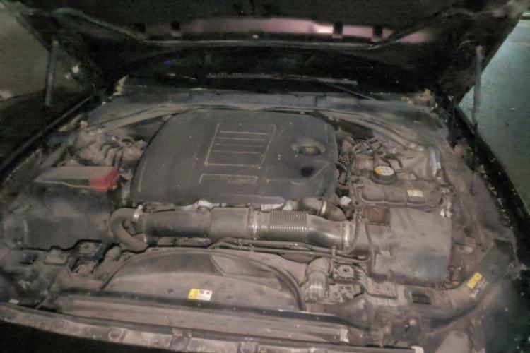 Used Jaguar XEL 2020 2.0T 200 PS S Advanced Elegance Edition Engine Bay