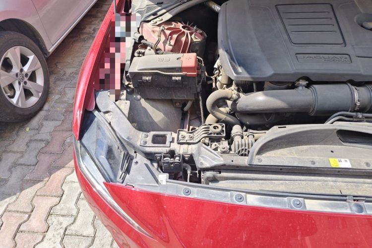 Used Jaguar XEL 2020 2.0T 200PS R-DYNAMIC Youth Sports Edition Engine Bay Right