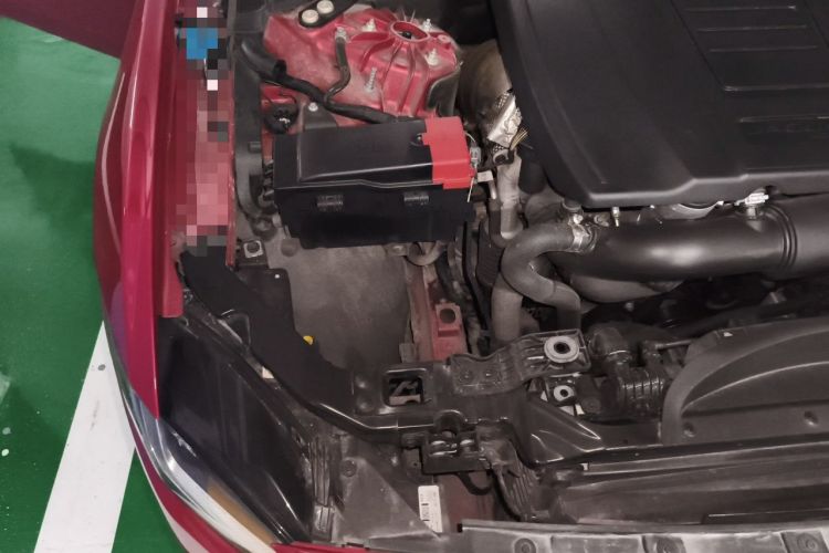 Used Jaguar XEL 2020 2.0T 200 PS S Advanced Elegance Edition Engine Bay Right