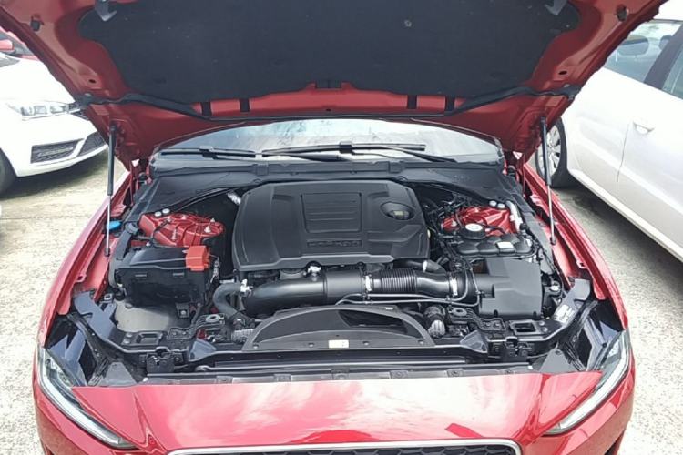 Used Jaguar XEL 2020 2.0T 200 PS R-DYNAMIC S Advanced Sport Edition Engine Bay