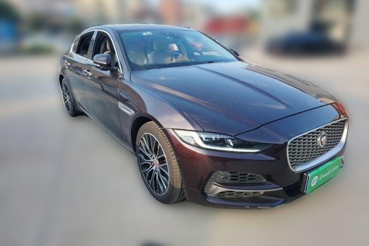 Used Jaguar XEL 2020 2.0T 200 PS S Advanced Elegance Edition Front Right 45 Deg
