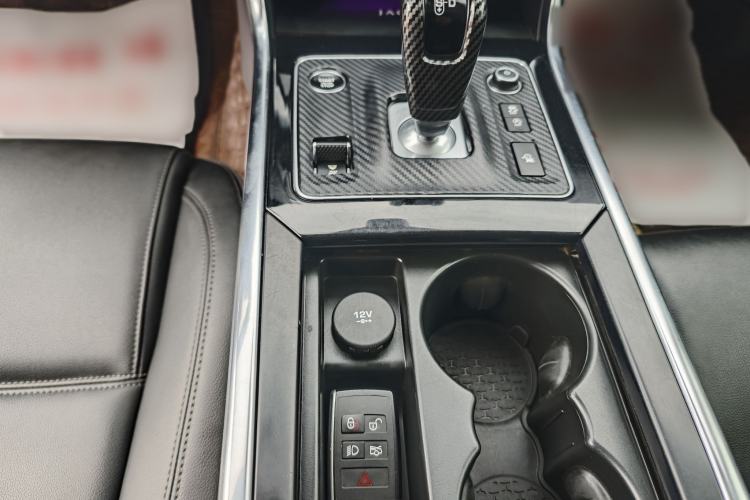 Used Jaguar XEL 2020 2.0T 200 PS S Advanced Elegance Edition Interior 4