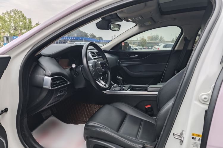 Used Jaguar XEL 2020 2.0T 200 PS S Advanced Elegance Edition Interior 5