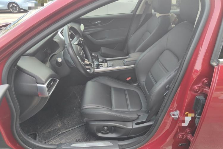 Used Jaguar XEL 2020 2.0T 200 PS S Advanced Elegance Edition Left Front Seat