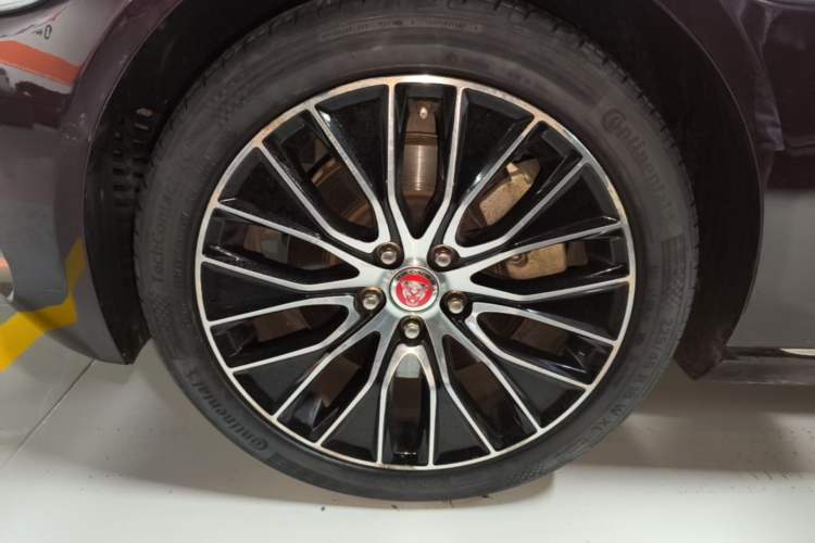 Used Jaguar XEL 2020 2.0T 200 PS S Advanced Elegance Edition Left Front Wheel Hub