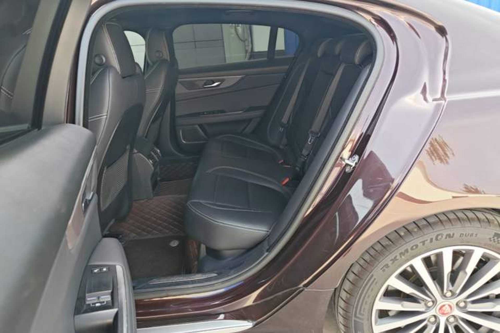 Used Jaguar XEL 2020 2.0T 200PS R-DYNAMIC Youth Sports Edition Left Rear Seat