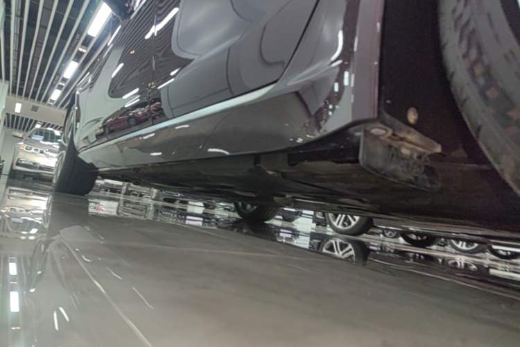 Used Jaguar XEL 2020 2.0T 200 PS S Advanced Elegance Edition Left Side Sill