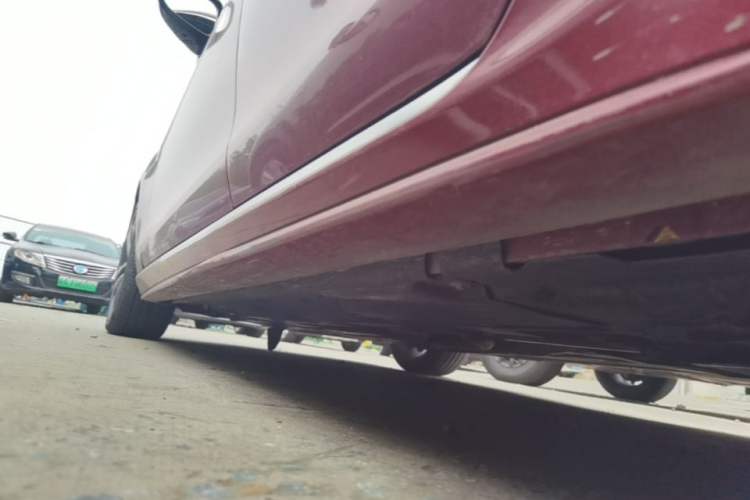 Used Jaguar XEL 2020 2.0T 200 PS R-DYNAMIC S Advanced Sport Edition Left Side Sill