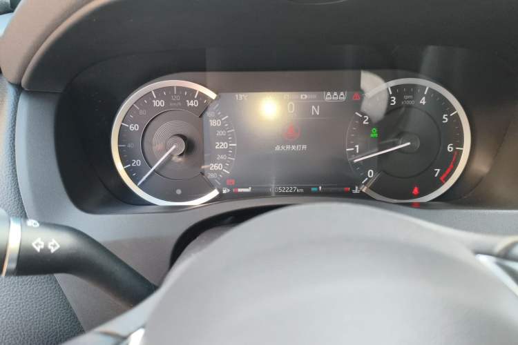 Used Jaguar XEL 2020 2.0T 200PS R-DYNAMIC Youth Sports Edition Odometer Close Up