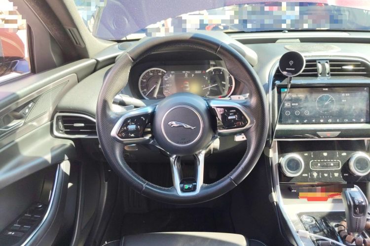 Used Jaguar XEL 2020 2.0T 200PS R-DYNAMIC Youth Sports Edition Steering Wheel