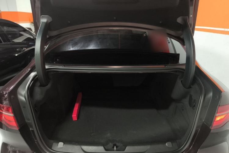 Used Jaguar XEL 2020 2.0T 200 PS S Advanced Elegance Edition Trunk