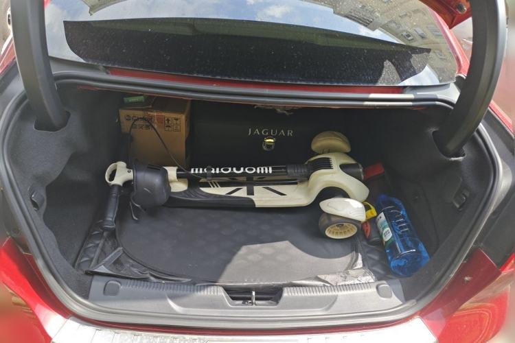 Used Jaguar XEL 2020 2.0T 200PS R-DYNAMIC Youth Sports Edition Trunk