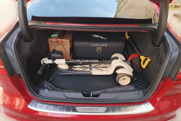 Used Jaguar XEL 2020 2.0T 200PS R-DYNAMIC Youth Sports Edition Trunk