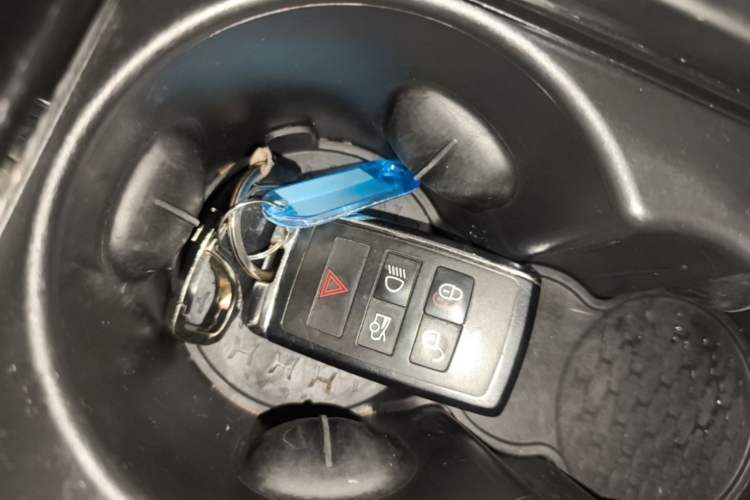 Used Jaguar XEL 2020 2.0T 200 PS S Advanced Elegance Edition Vehicle Key