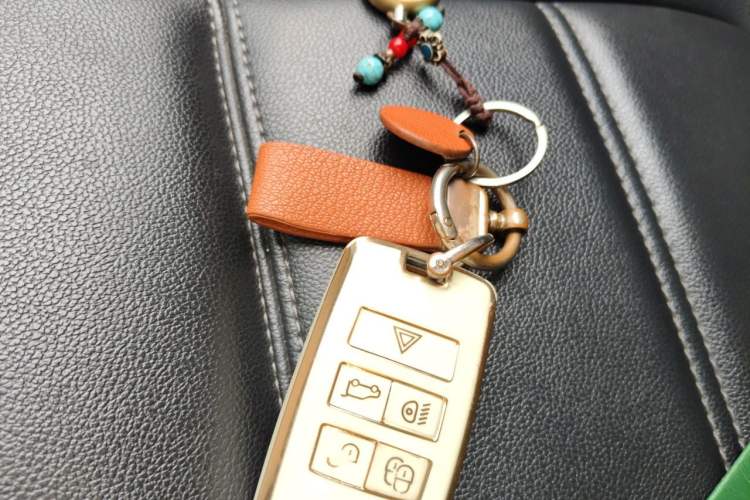 Used Jaguar XEL 2020 2.0T 200 PS S Advanced Elegance Edition Vehicle Key