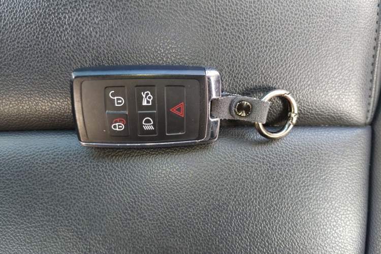Used Jaguar XEL 2020 2.0T 200PS R-DYNAMIC Youth Sports Edition Vehicle Key