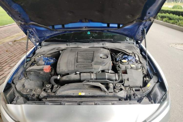 Used Jaguar XEL 2020 2.0T 200 PS R-DYNAMIC S Advanced Sport Edition Engine Bay