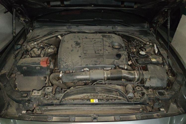 Used Jaguar XEL 2020 2.0T 200 PS R-DYNAMIC S Advanced Sport Edition Engine Bay