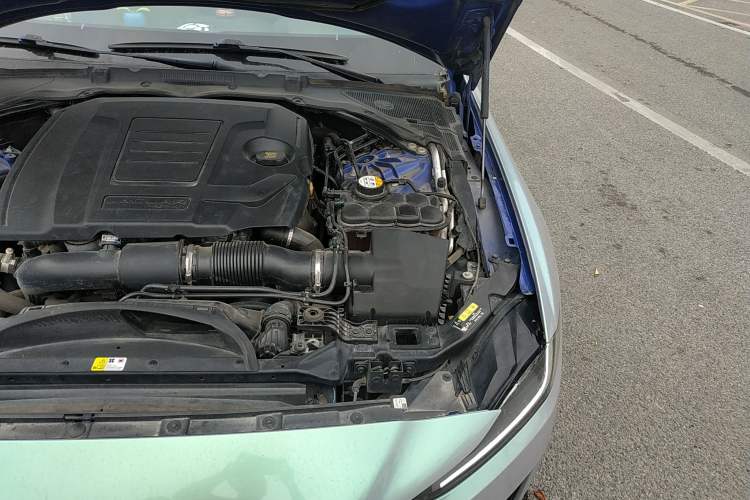 Used Jaguar XEL 2020 2.0T 200PS R-DYNAMIC Youth Sports Edition Engine Bay Left