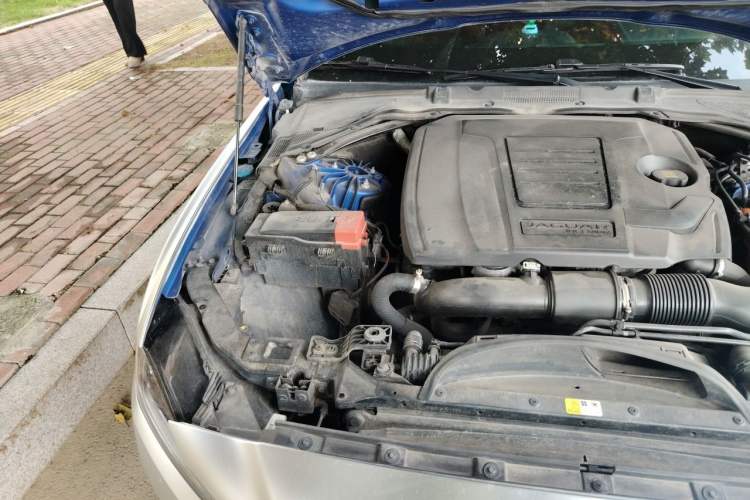 Used Jaguar XEL 2020 2.0T 200 PS R-DYNAMIC S Advanced Sport Edition Engine Bay Right