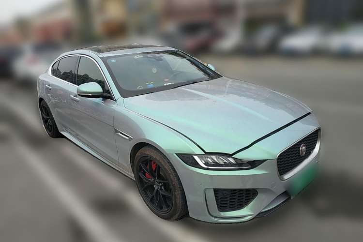 Used Jaguar XEL 2020 2.0T 200PS R-DYNAMIC Youth Sports Edition Front Right 45 Deg