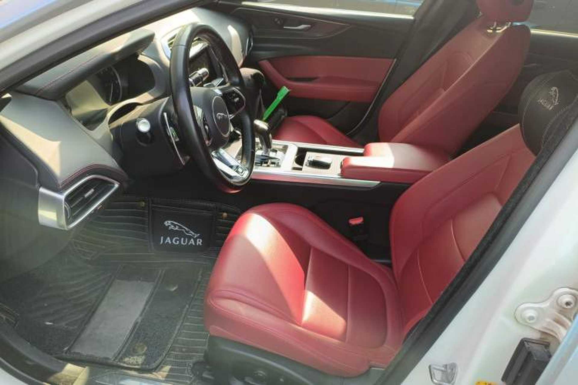 Used Jaguar XEL 2020 2.0T 200 PS R-DYNAMIC S Advanced Sport Edition Left Front Seat