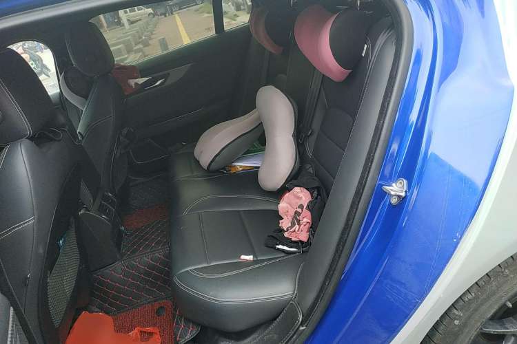 Used Jaguar XEL 2020 2.0T 200PS R-DYNAMIC Youth Sports Edition Left Rear Seat
