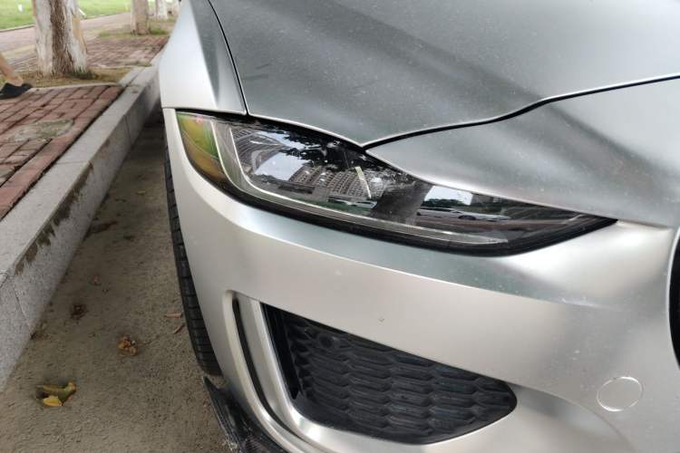 Used Jaguar XEL 2020 2.0T 200 PS R-DYNAMIC S Advanced Sport Edition Right Front Headlight