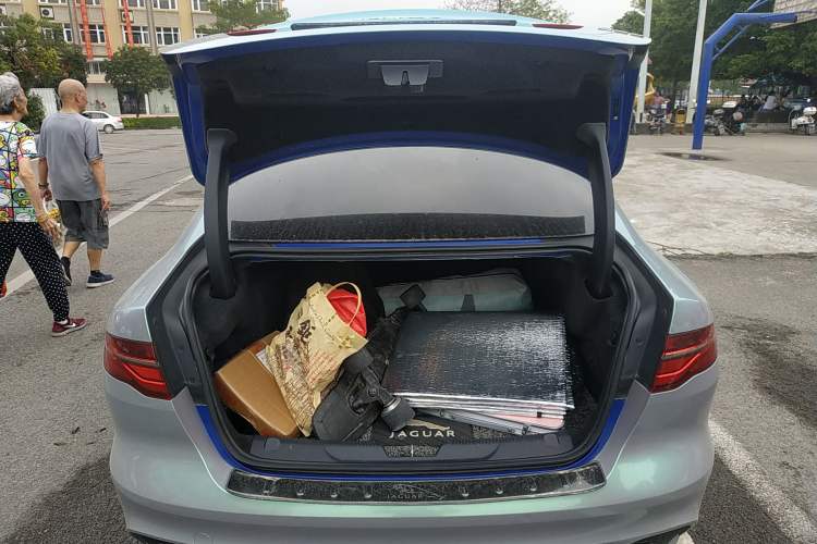 Used Jaguar XEL 2020 2.0T 200PS R-DYNAMIC Youth Sports Edition Trunk