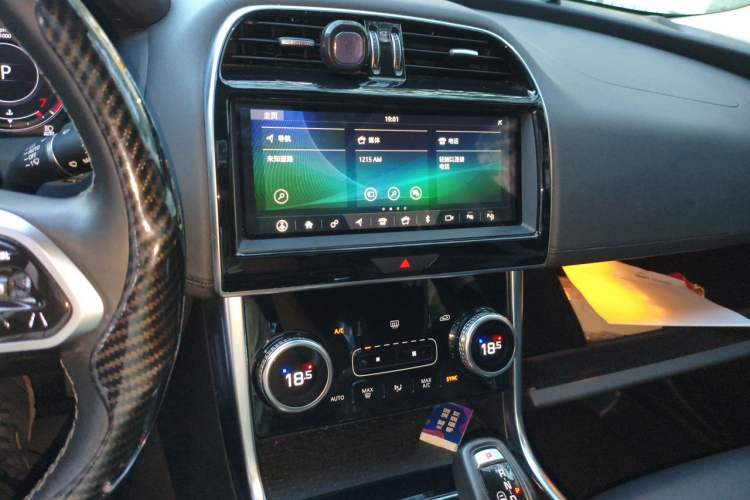Used Jaguar XEL 2020 2.0T 250 PS SE Tech-Elegant Edition Audio And AC Panel