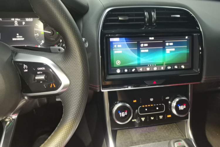 Used Jaguar XEL 2020 2.0T 200 PS R-DYNAMIC S Advanced Sport Edition Audio And AC Panel
